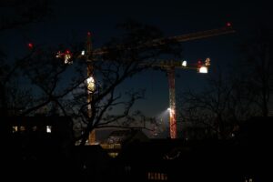 介護の夜勤は月何回行うべきか？