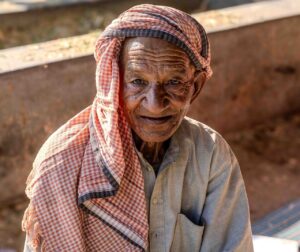 介護職の退職を引き止めるために知っておくべきポイントは？