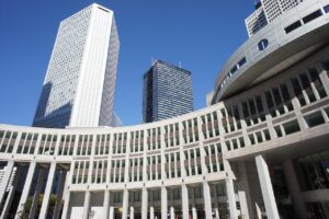 介護業界での転職によるキャリアアップの方法は？