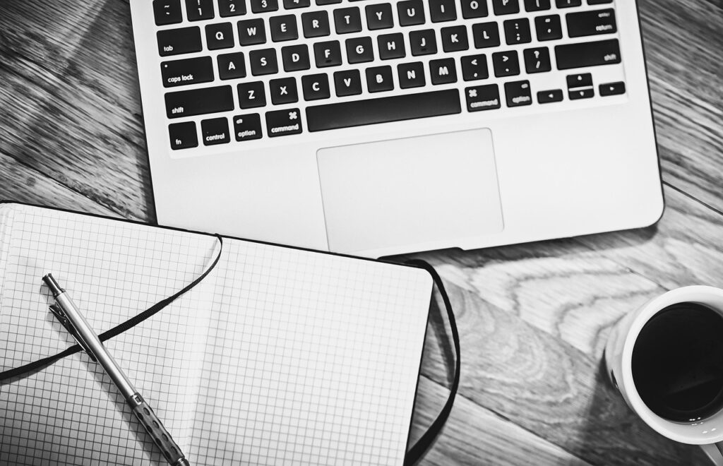 今の職場から転職した方がいい人とすぐにはやめない方がいい人の違いは？
